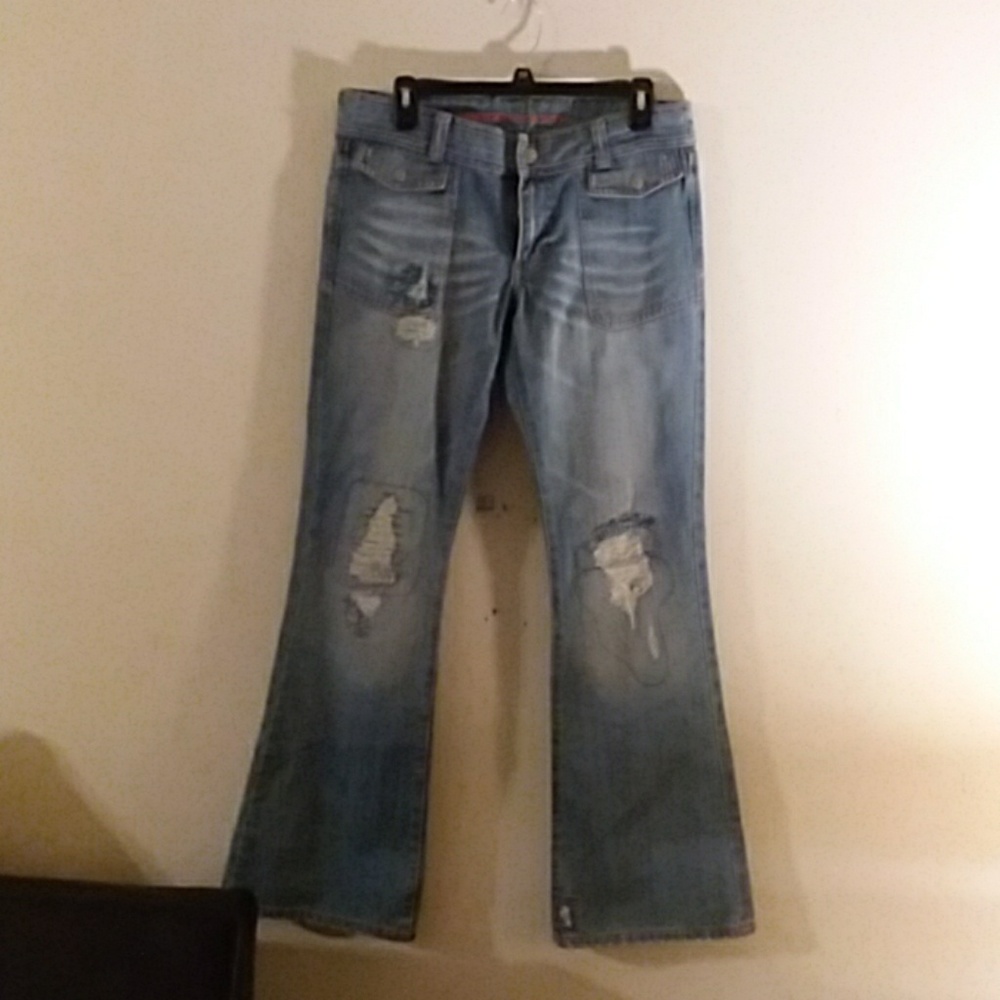 Abercrombie & Fitch women's distressed jeans